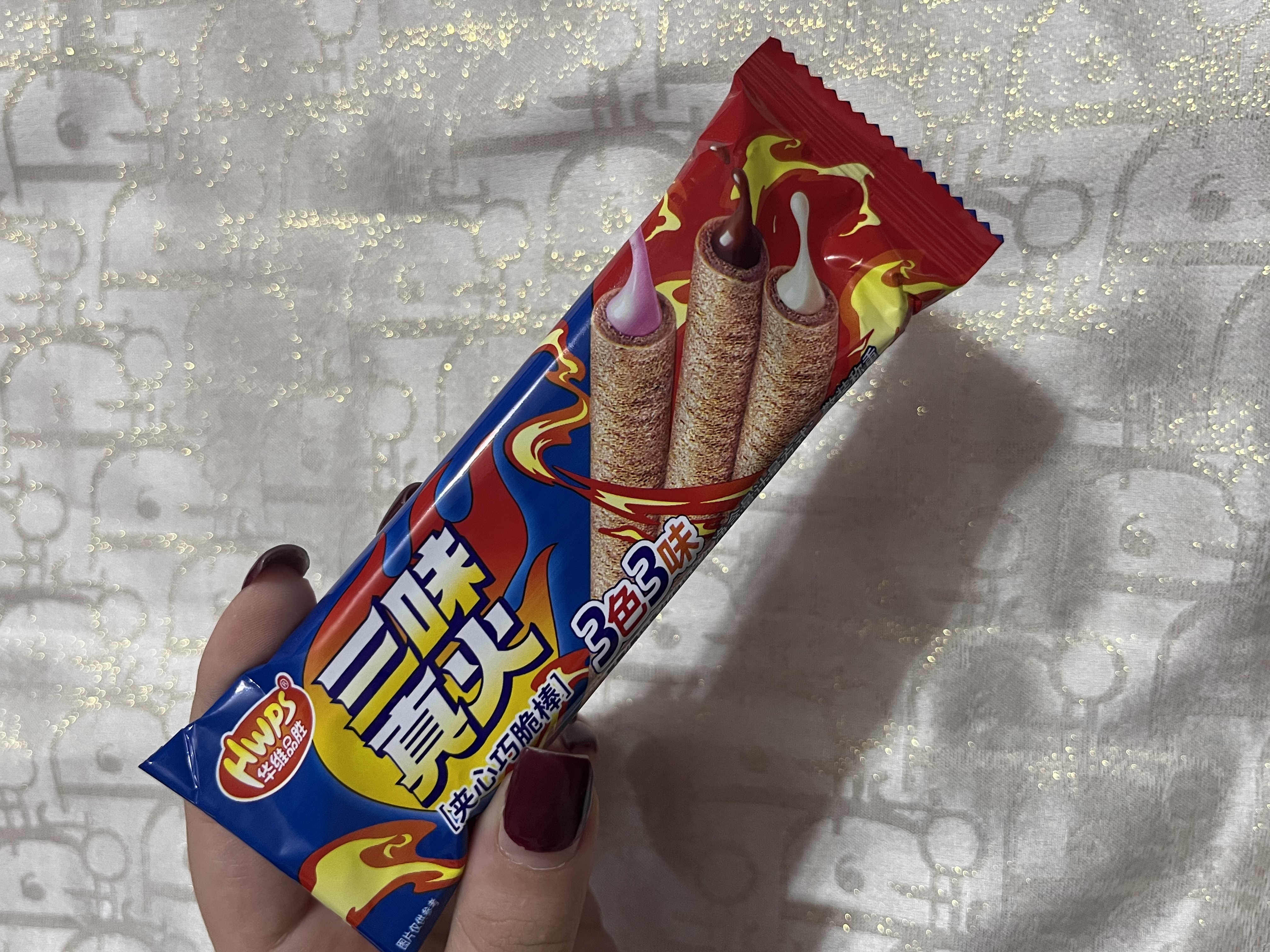 ویفر رولی مغز دار میکس🍪